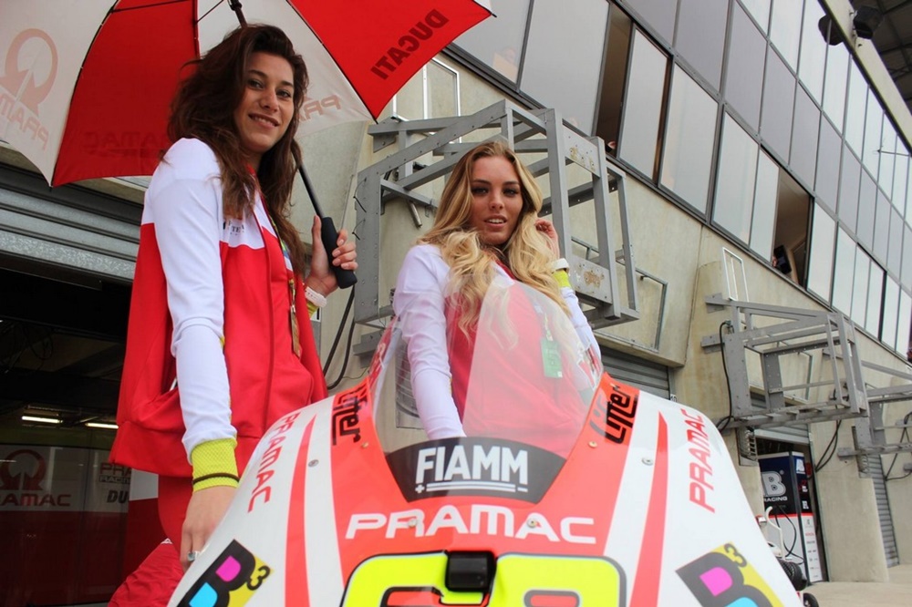 Девушки паддока Гран При Ле-Мана 2015