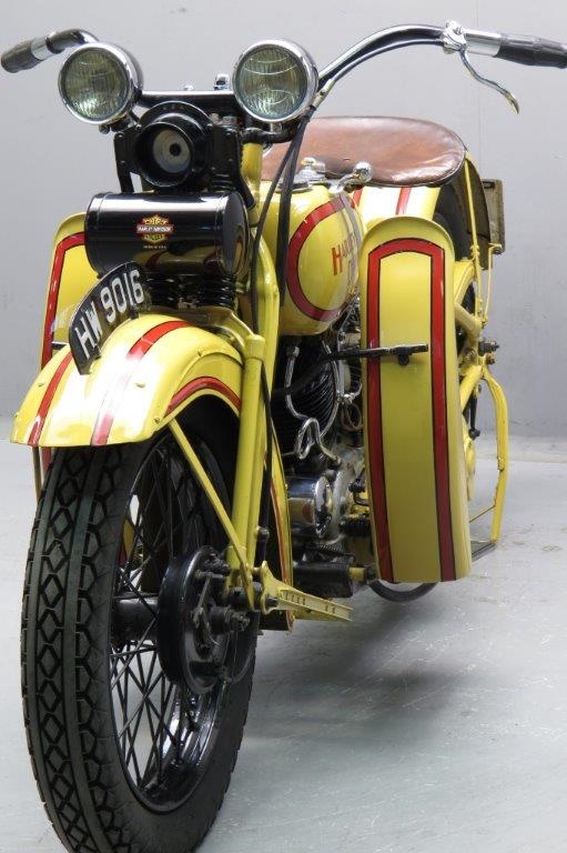 Старинный мотоцикл Harley-Davidson 30V 1930