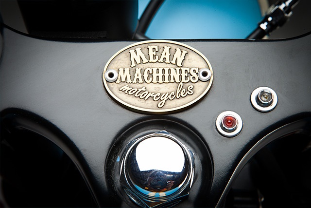 Кафе рейсер Triumph Bonneville 2008 - Mean Machines