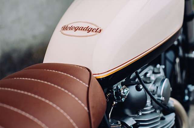 Motogadgets: трекер Yamaha XS650