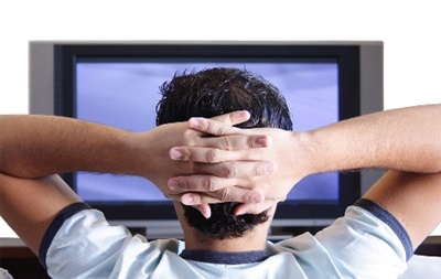 Длительный просмотр телевизора ускоряет развитие серьезной болезни – ученые